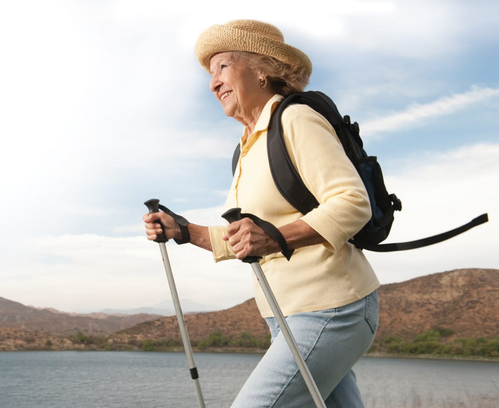 Влияние скандинавской ходьбы на здоровья пожилых Влияние скандинавской ходьбы на здоровья пожилых