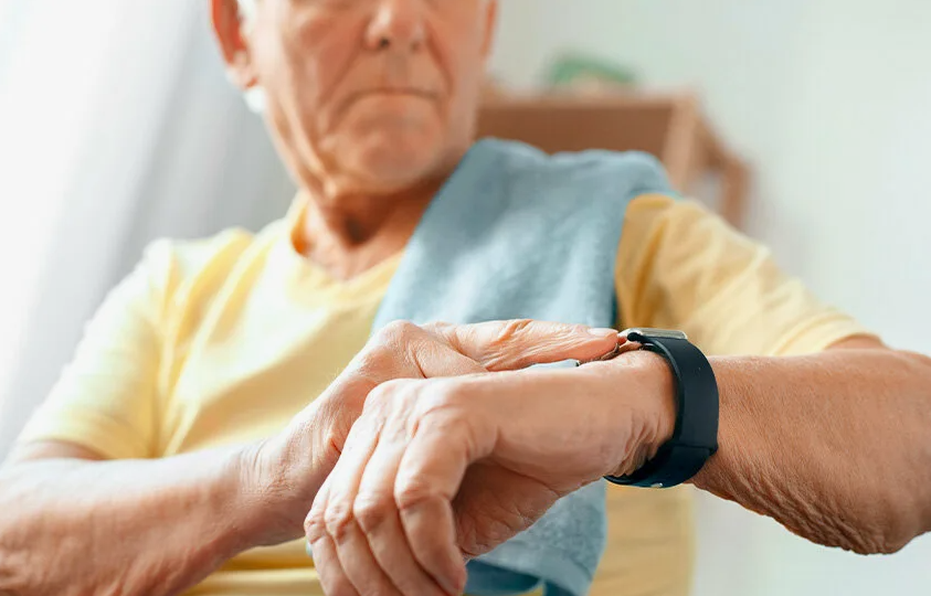 Пульс у пожилых людей: норма и измерение